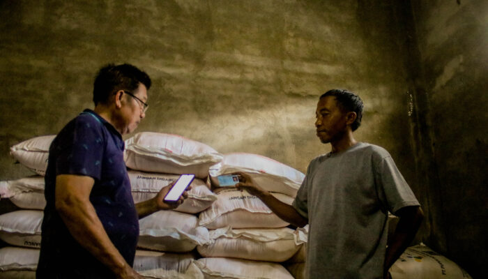 Petani Lombok Kini Tebus Pupuk Subsidi Cukup Pakai KTP