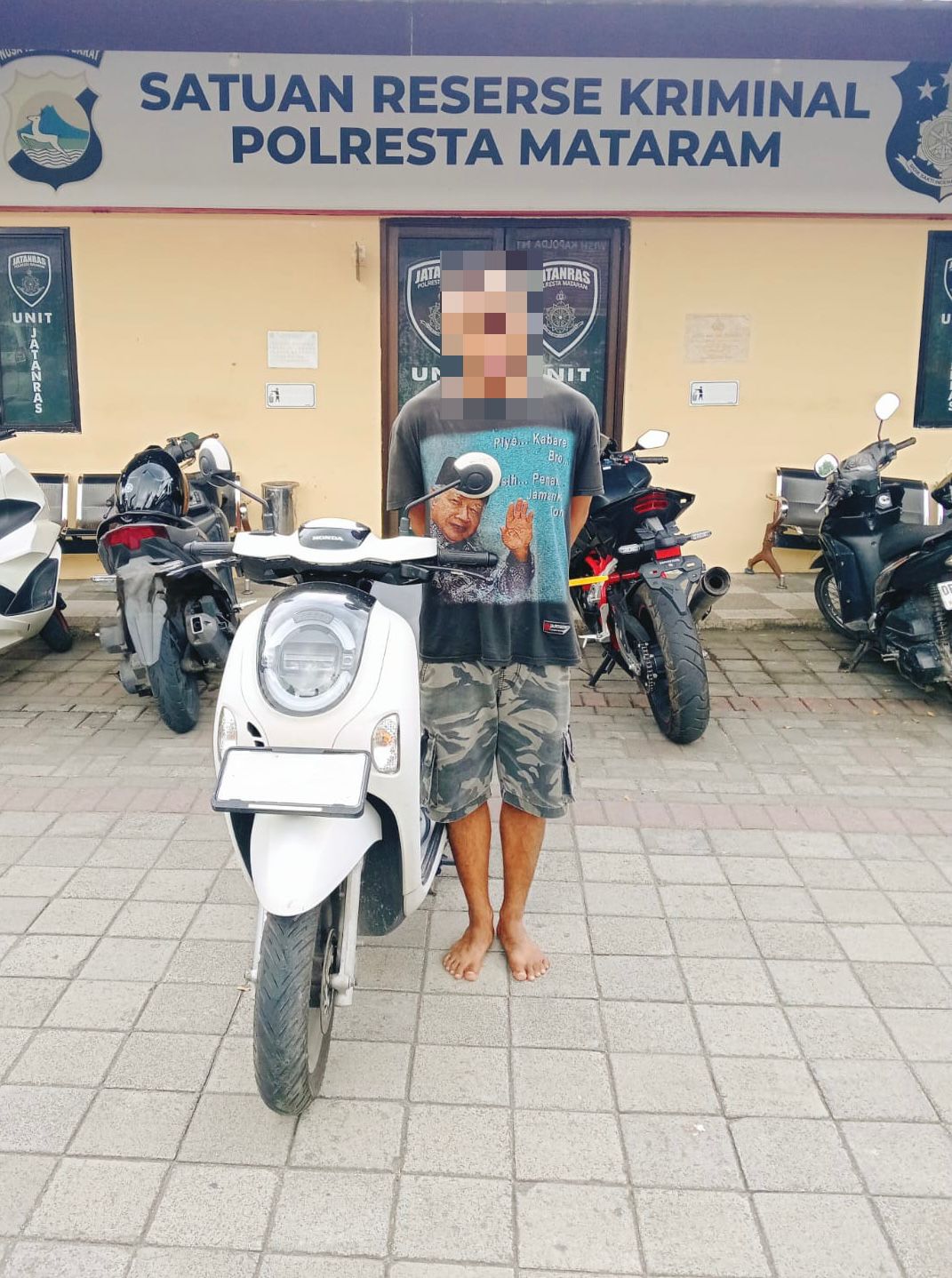 Tetangga Bikin Geleng Kepala, Motor Hilang Saat Subuh Ternyata “Nginep” di Rumah Sebelah