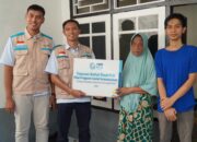 YBM PLN Bedah Rumah Janda Prasejahtera di Ampenan
