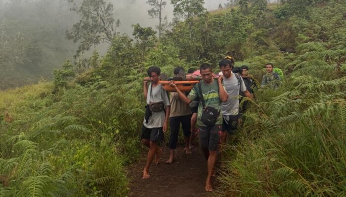 Pendaki Sukabumi Meninggal di Rinjani, Sempat Pingsan Usai Lepas Jas Hujan