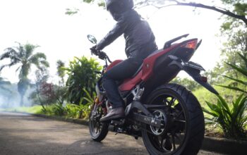 Jangan Sok Sat Set! Tengok Belakang Dulu Baru Jalan