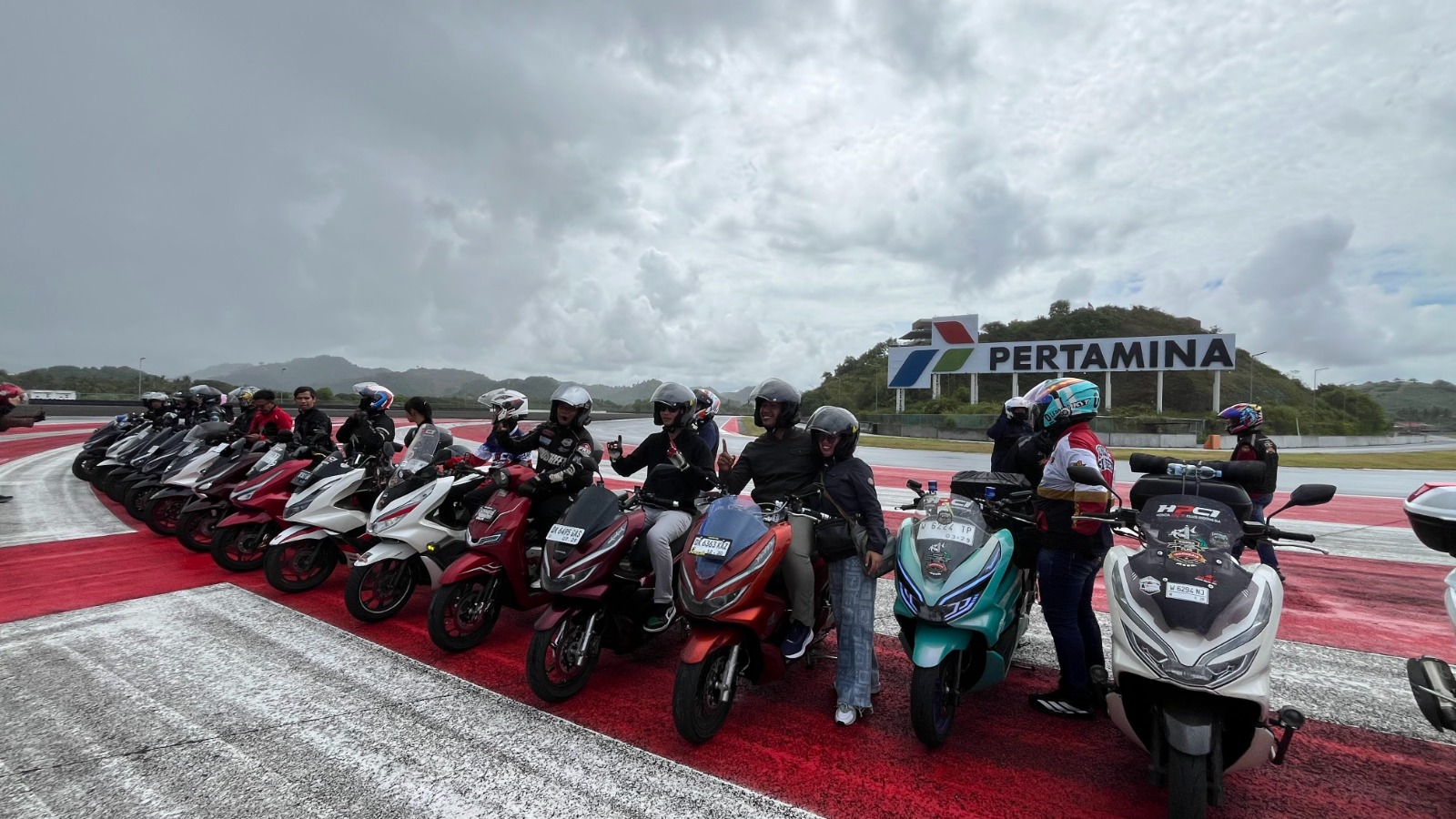 Nikmati Keindahan Lombok, Komunitas Honda PCX Se-Indonesia Gelar Gathering Nasional HPCI 2026