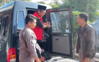 Eks Bupati Loteng Suhaili Ditahan Kejari, Kasus Penipuan Rp1,5 Miliar Inkrah