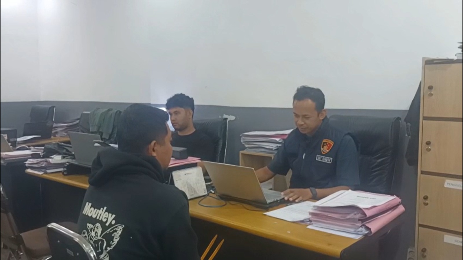 Diciduk Resmob di Suranadi, Eks TNI Gadungan Diduga Gelapkan 12 Motor di NTB