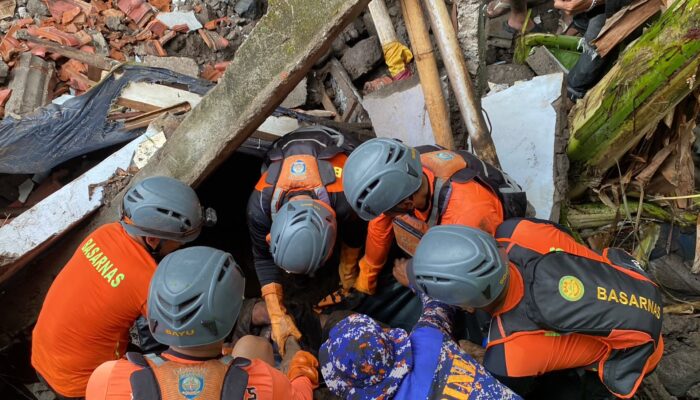 Banjir Buleleng Tewaskan Mahasiswa, Korban Ditemukan di Reruntuhan Rumah