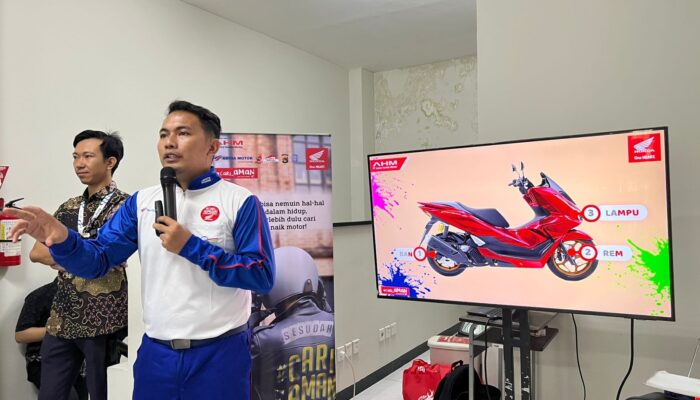 Astra Motor NTB Berikan Edukasi Keselamatan Berkendara kepada Karyawan PT FIF Cabang Lombok Barat