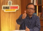 Mahfud MD Apresiasi Kejagung Tahan Pejabat BGN, Sebut Kritik MBG Terbukti Bukan Hoaks
