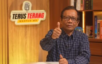 Mahfud MD Apresiasi Kejagung Tahan Pejabat BGN, Sebut Kritik MBG Terbukti Bukan Hoaks