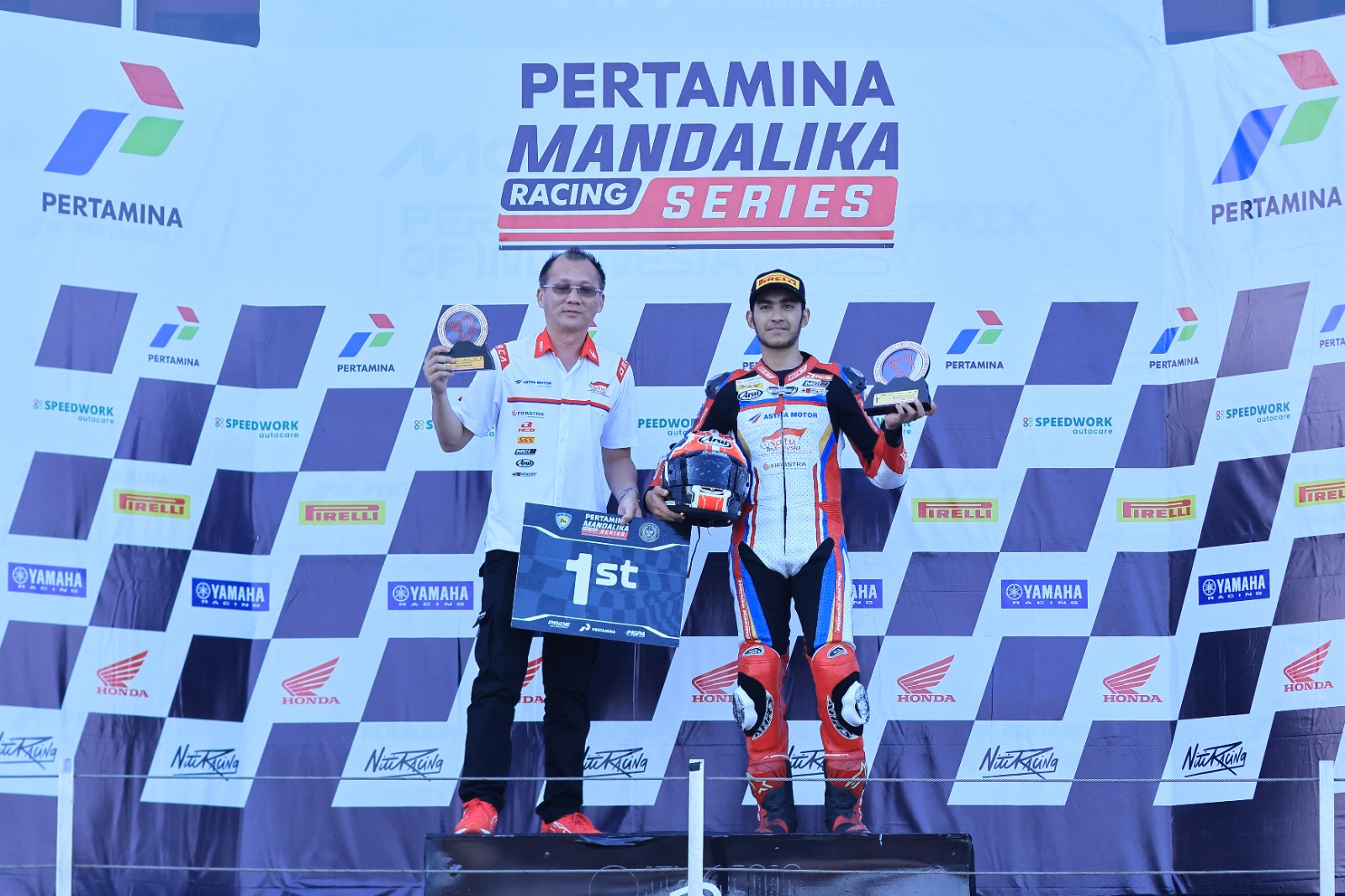 Astra Motor Racing Team Borong 9 Podium di Mandalika Racing Series Ronde 2, Andi Gilang Sumbang 4 Podium