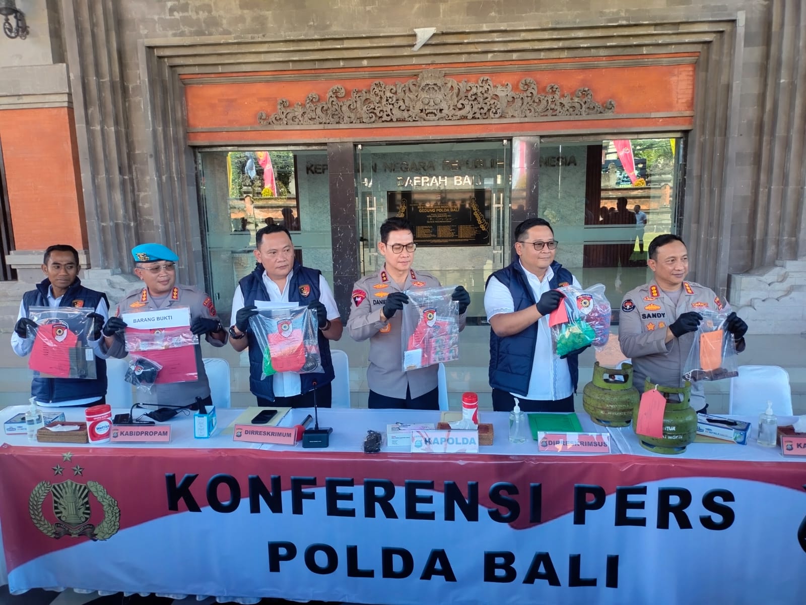 Polda Bali Bongkar Mafia BBM dan LPG Subsidi, 8 Tersangka Diamankan