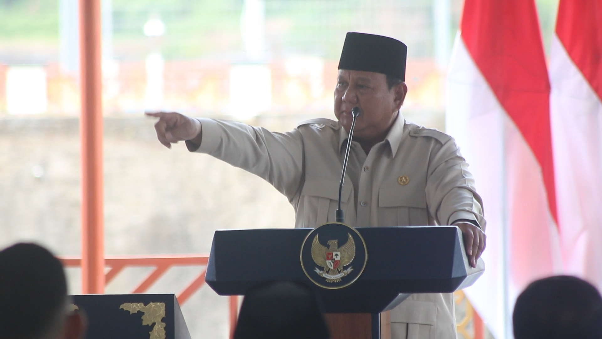 Prabowo Sentil Pejabat, Polisi dan Jaksa: Jangan Pernah Lupa Milik Rakyat
