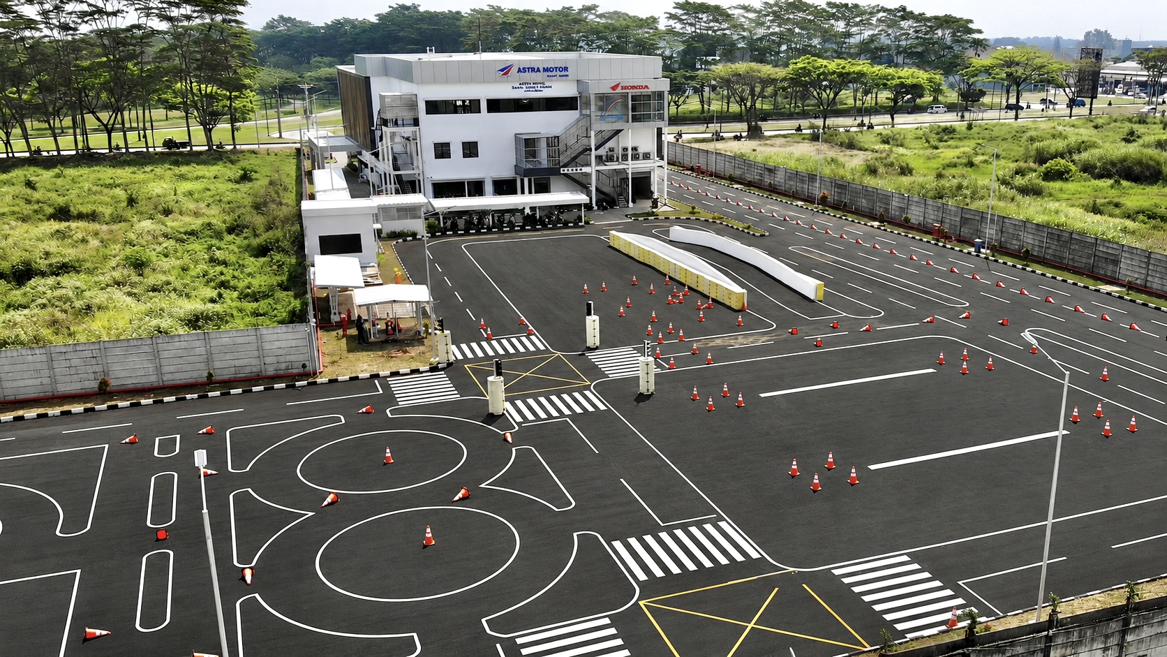 Astra Motor Resmikan Safety Riding Center di Jateng, Ini Fasilitas yang Disiapkan