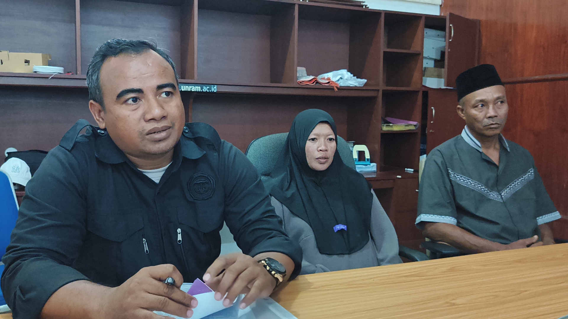 Ibu Korban Buka Suara! Ini Kronologi Pencegatan di Bandara Lombok