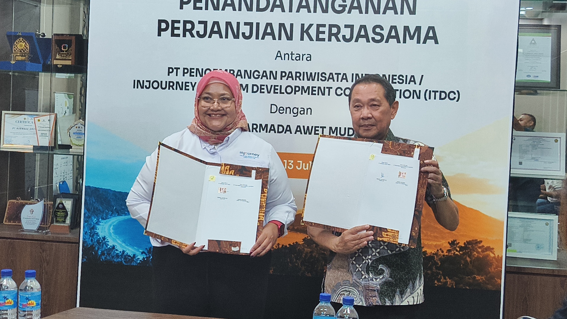 Jelang MotoGP 2026, ITDC Gandeng Narmada Jadi Sponsor Air Mineral Resmi