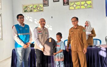 PLN NTB Bantu 21 Anak Yatim di Bima Sambut Tahun Ajaran Baru