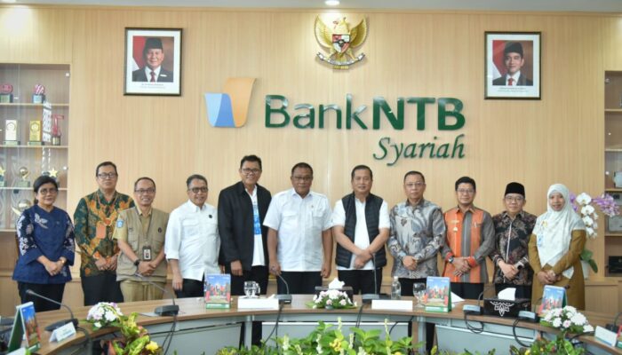 NTB Percepat Selamatkan Lingkungan, Pusat Turun Tangan Atasi Sampah dan Hutan Kritis