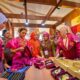 Produk NTB Curi Perhatian di HUT Dekranas, Selvi Gibran Borong Tenun Lombok Utara