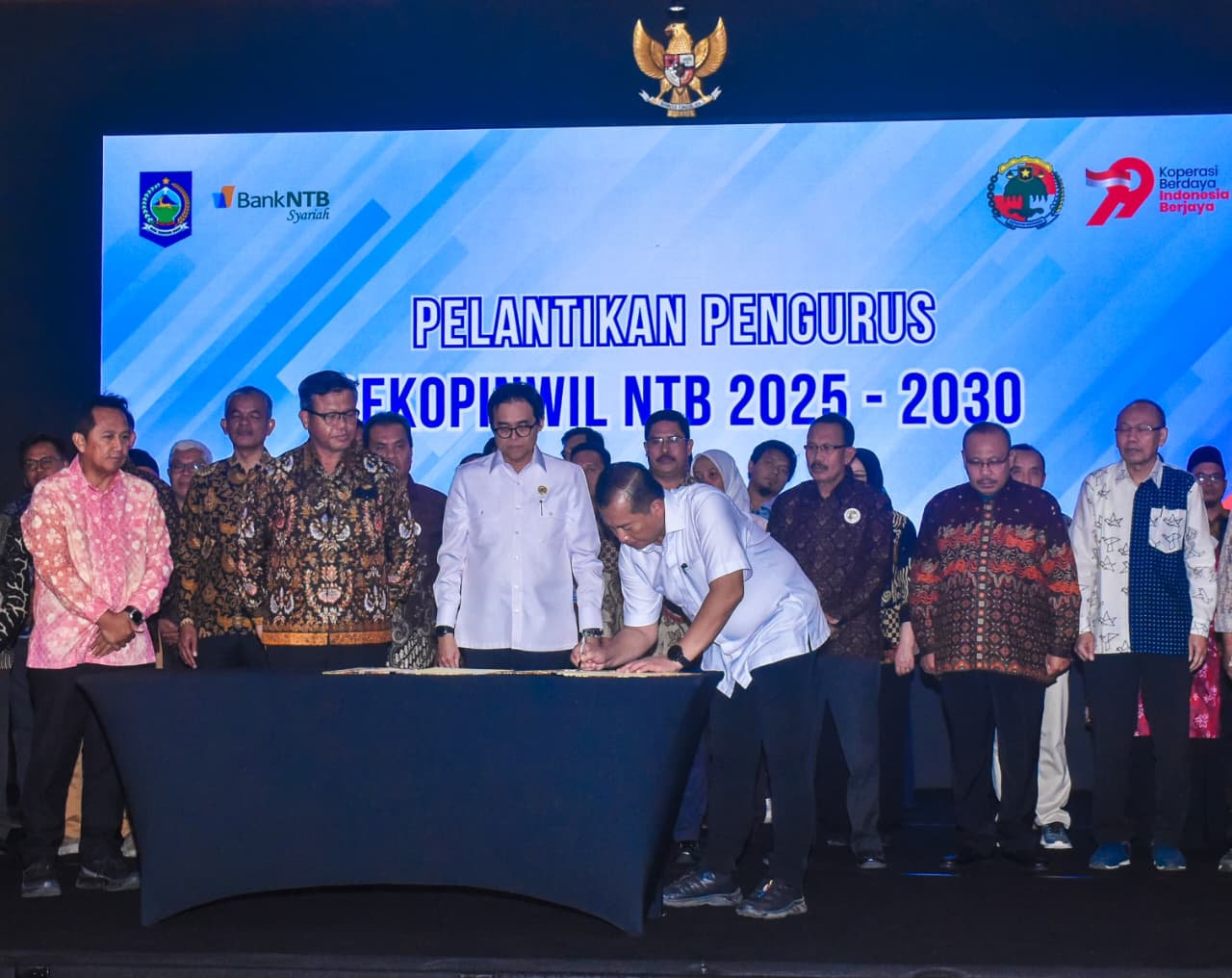 Dekopinwil NTB Resmi Dilantik, Fokus Bangun Tata Kelola dan Rebranding Koperasi