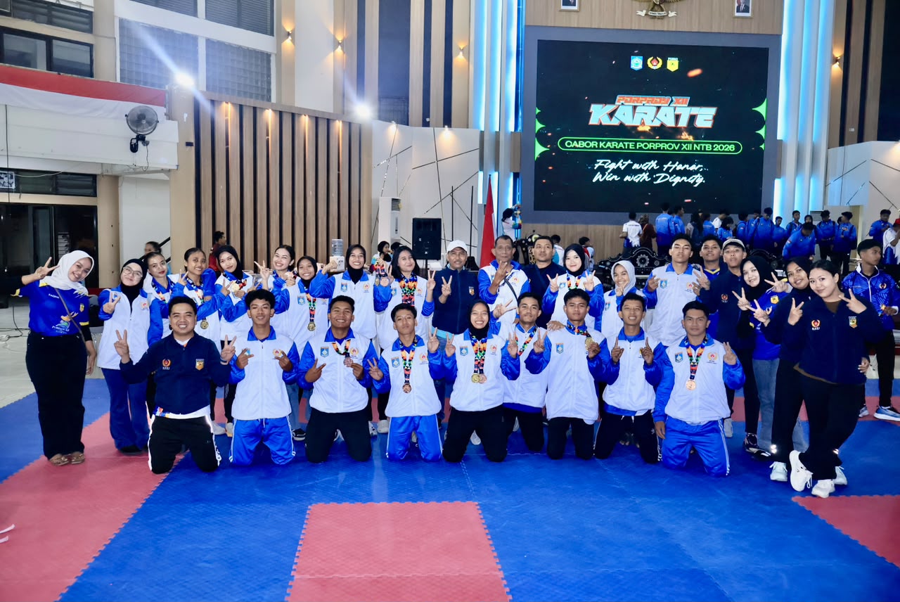 Karate Lombok Barat Lampaui Target, Borong 5 Emas dan Rebut Juara Umum 2 Porprov XII NTB