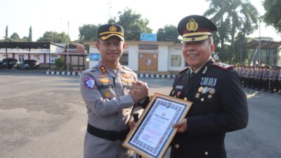 Kompol Lalu Panca Warsa Resmi Pensiun, Kapolres: Pengabdian Tak Berhenti Saat Lepas Seragam