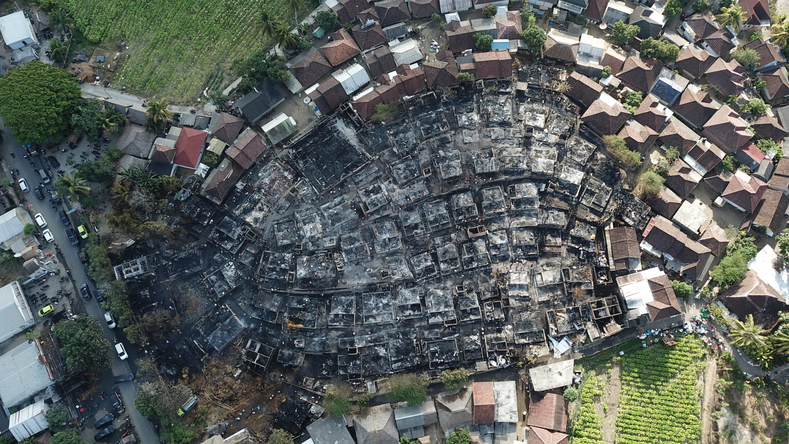 Sade Terbakar, 75 Rumah dan 69 Artshop Ludes: Warga Ingin Bangun Kembali Kampung Sasak