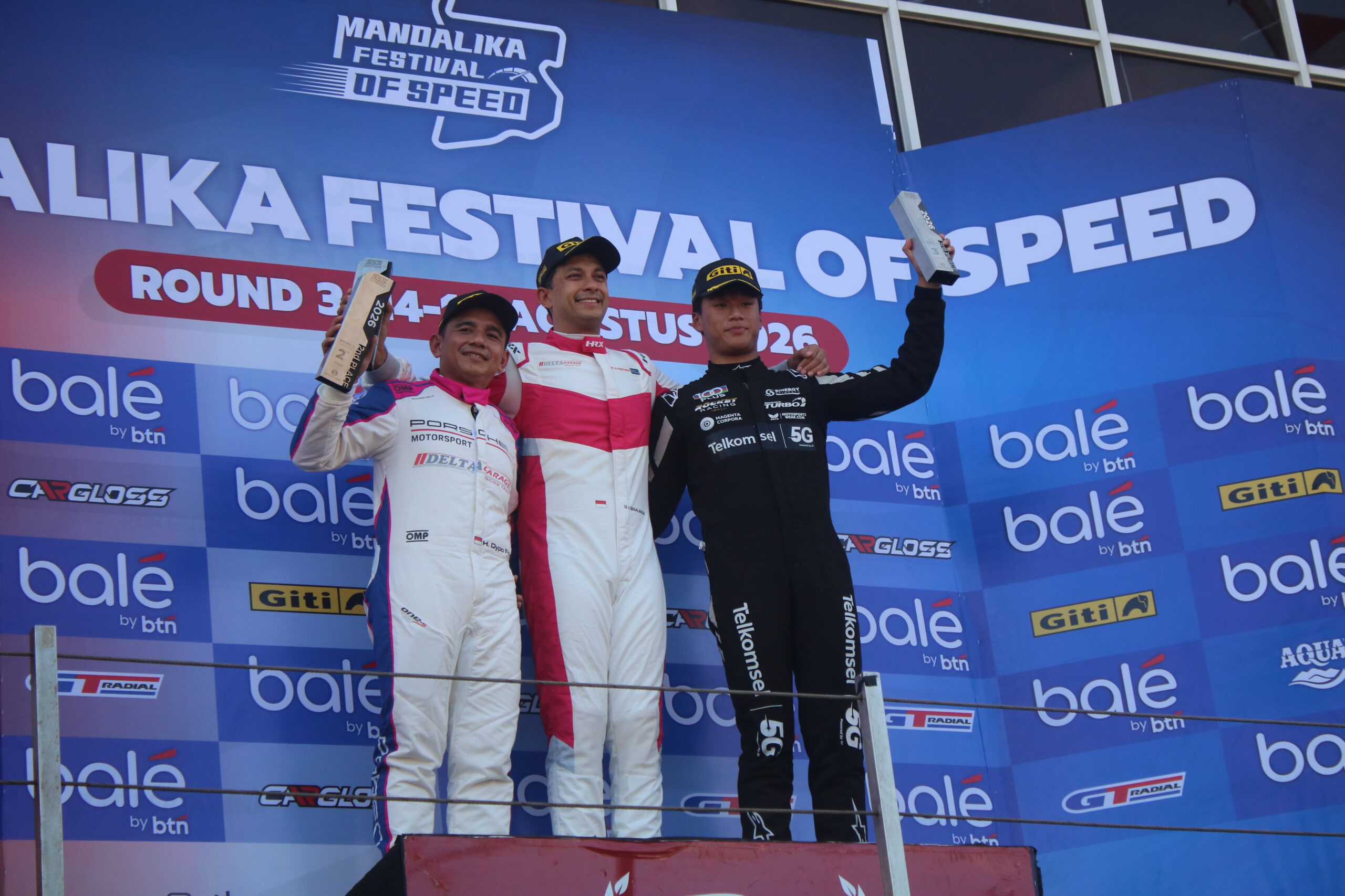 Nadeem Rustombi Tembus Podium di Mandalika, Taklukkan Panas Sirkuit