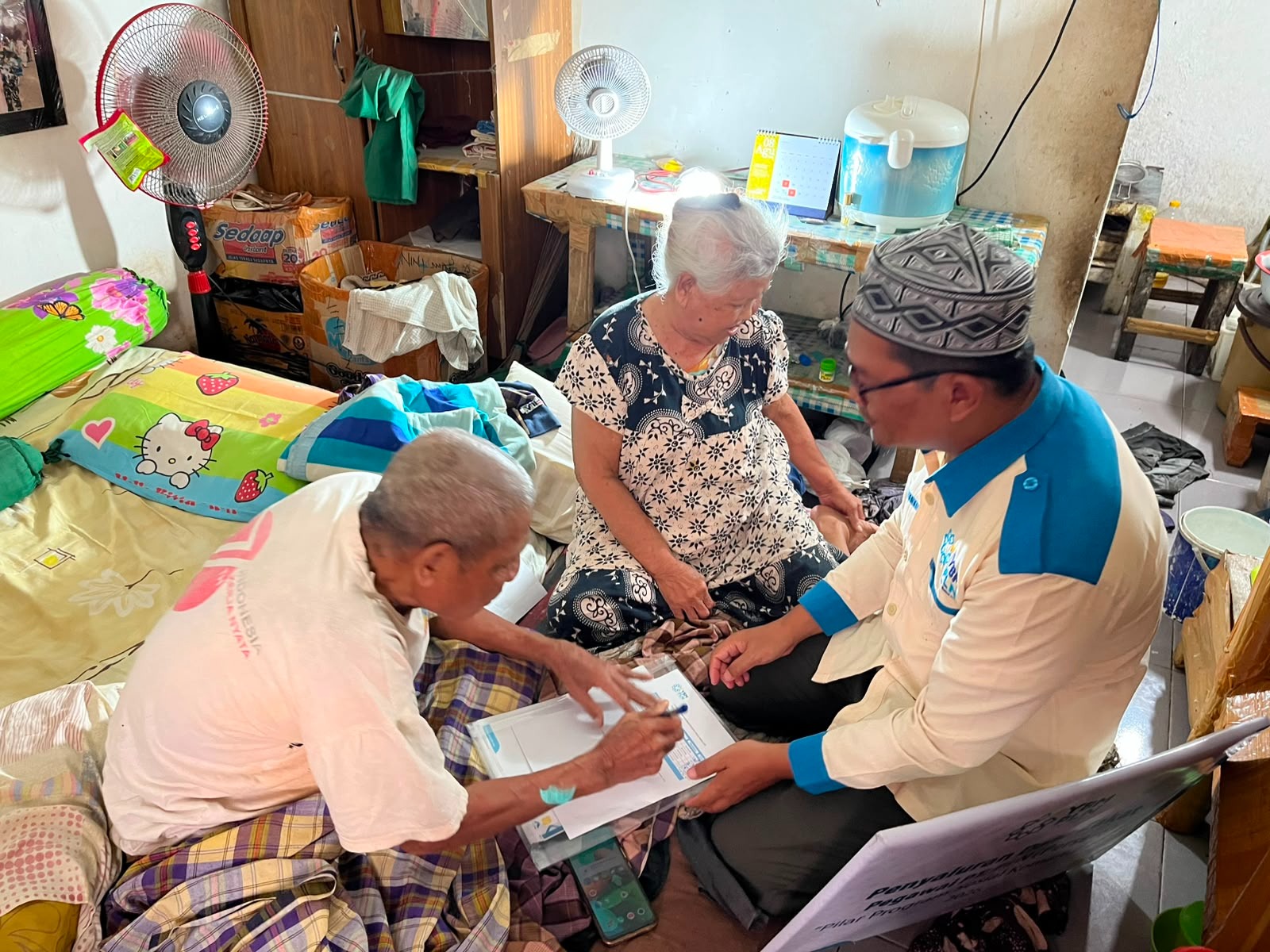PLN Sumbawa Hadir untuk Veteran, Momentum Hari Pelanggan Nasional