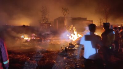 Api Melalap Kampung Adat Sade, Warga Kehilangan Rumah dan Harta Benda