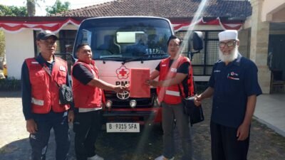Air Bersih Mendesak, PMI NTB Kirim Tangki ke NTT