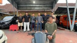 Lengah Pesan Bakso, N-Max Raib Dibawa Kabur Residivis