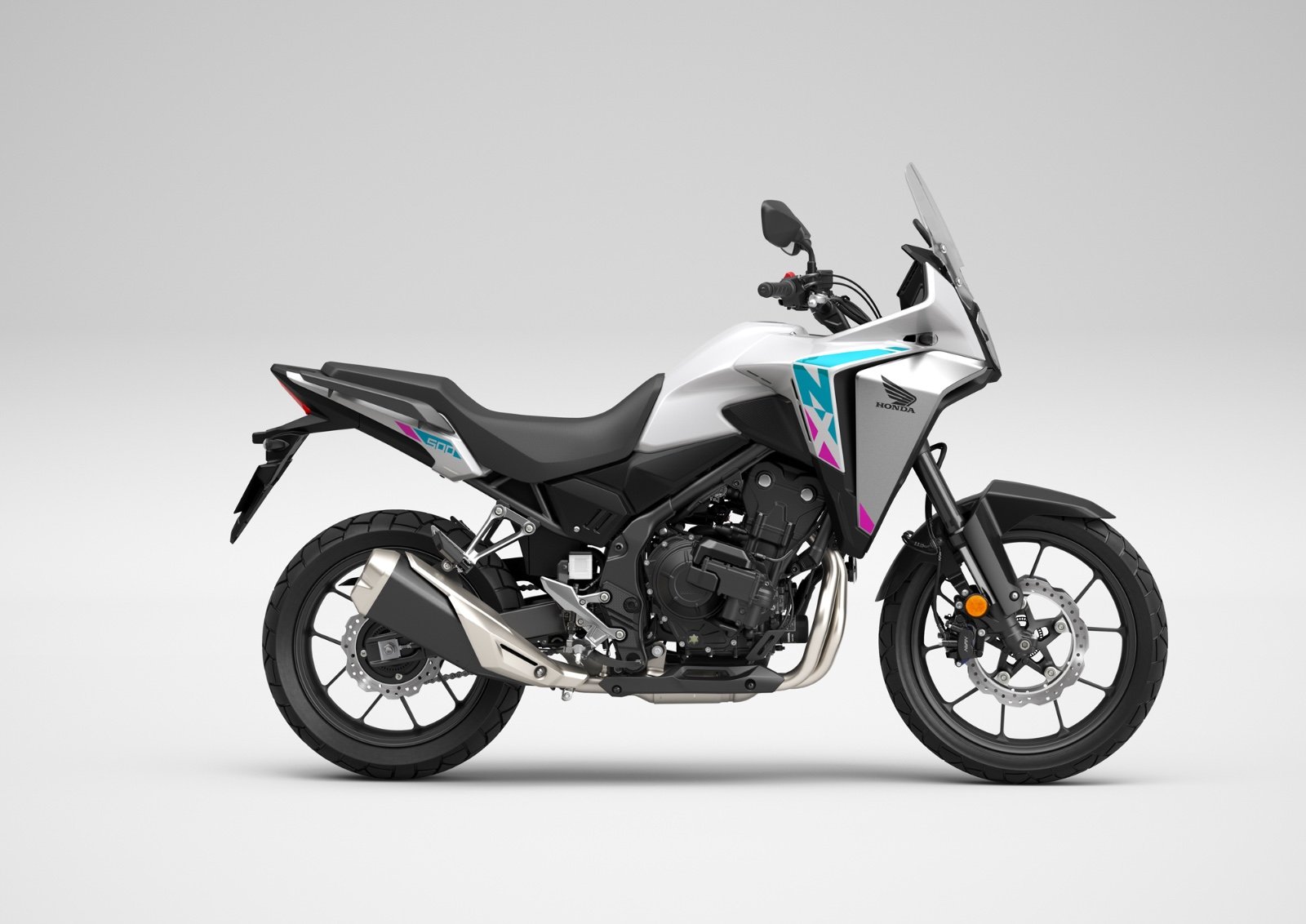 Honda NX500 Meluncur, Big Bike Adventure dengan E-Clutch