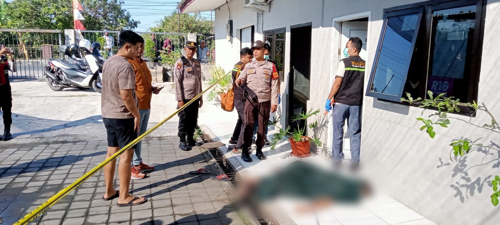 Juru Parkir Temukan Pria Tergeletak, Ternyata Sudah Tak Bernyawa
