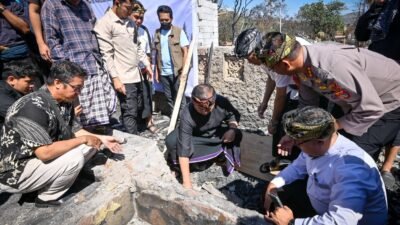Nyemulak Dimulai, Sade Bangkit dari Puing Kebakaran