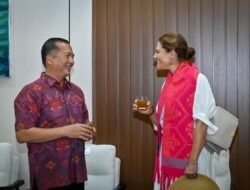 Putri Mahkota Victoria Tiba di Lombok, Langsung Cicip Minuman 11 Rempah