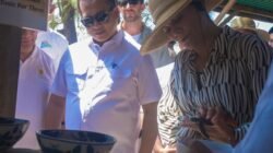 Putri Victoria Lepas Tukik di Gili Meno, Ada Pesan Penting