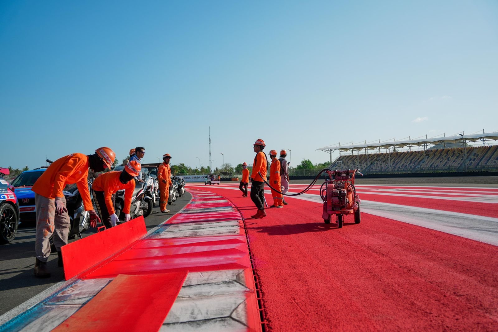 Track Painting MotoGP Mandalika Tembus 70 Persen