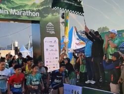 SMMF 2026: 700 Pelari dari 18 Negara Ramaikan Kaki Rinjani