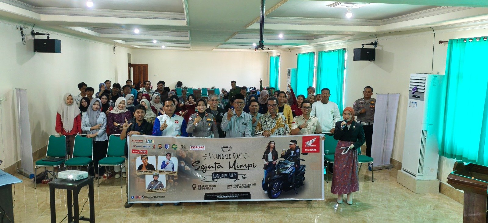 Universitas Gunung Rinjani Gelar Edukasi Keselamatan Berkendara Secara Interaktif