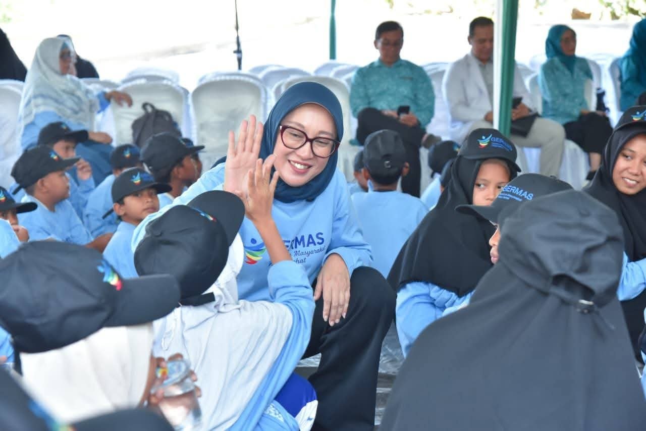 TP PKK NTB Ajak Santri Lombok Utara Terapkan Pola Hidup Sehat