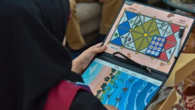 Pertamina Serahkan 15 Paket Pertakid untuk Anak NTB