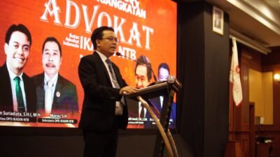 25 Advokat Baru IKADIN NTB Dilantik, Pesan Tegas: Jangan Kalah dari AI
