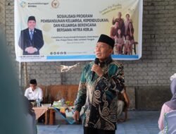 Muazzim Akbar Ajak Orang Tua Siapkan Generasi Cerdas Lewat Keluarga Berkualitas