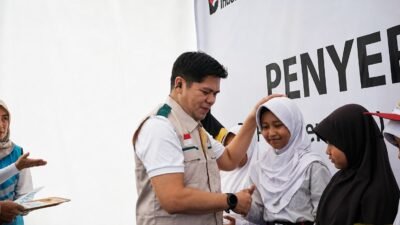 PLN Santuni Guru Ngaji dan Anak Yatim di Mandalika