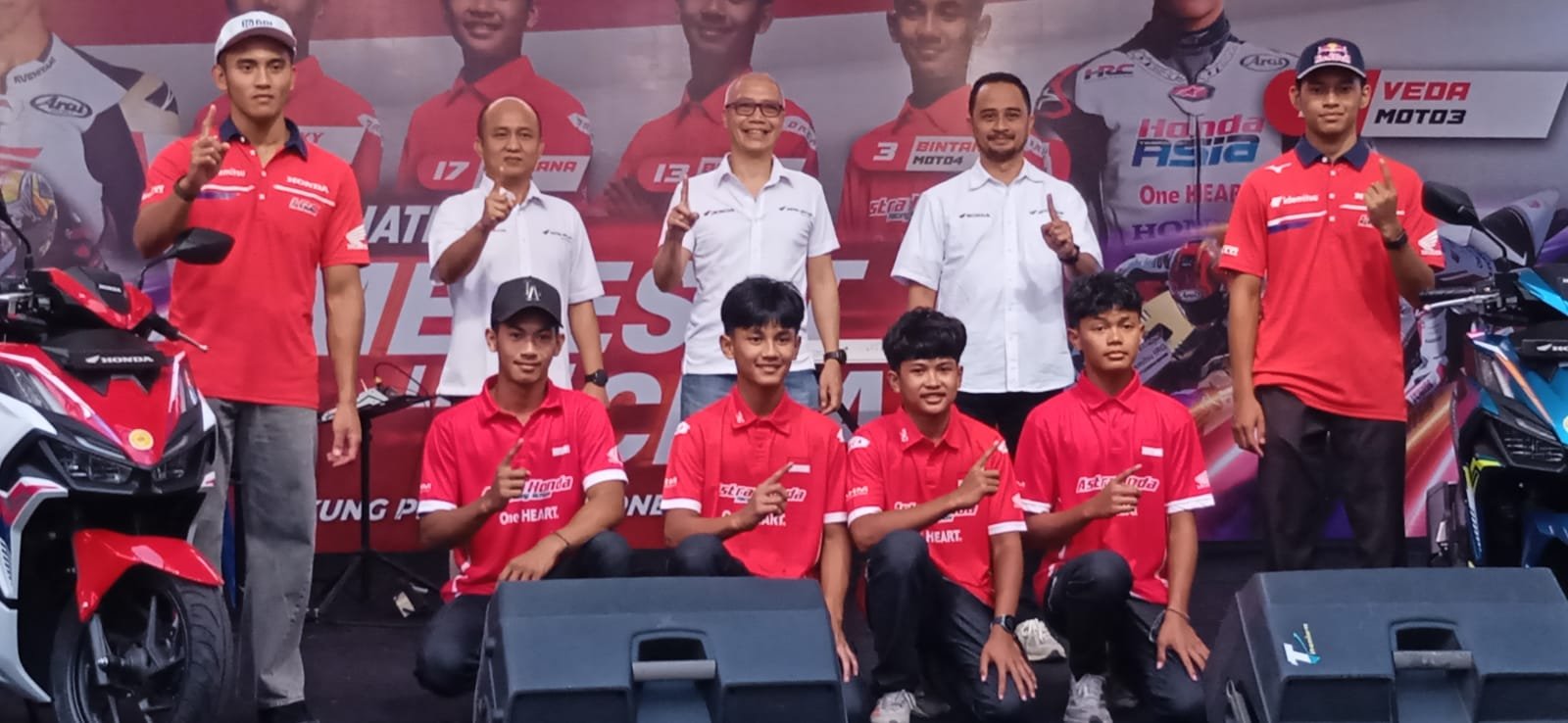 Mario-Veda Diserbu Fans Honda di Mataram