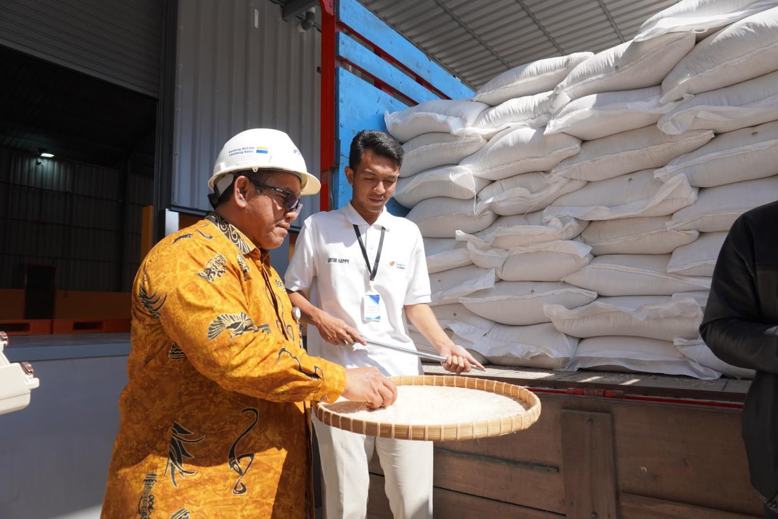 BULOG Pecahkan Rekor, Pengadaan Beras Tembus 4,11 Juta Ton