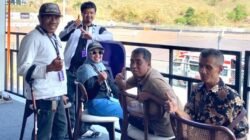 Dari Balik Pagar ke Tenda VIP, Difabel Netra Nikmati MotoGP Mandalika