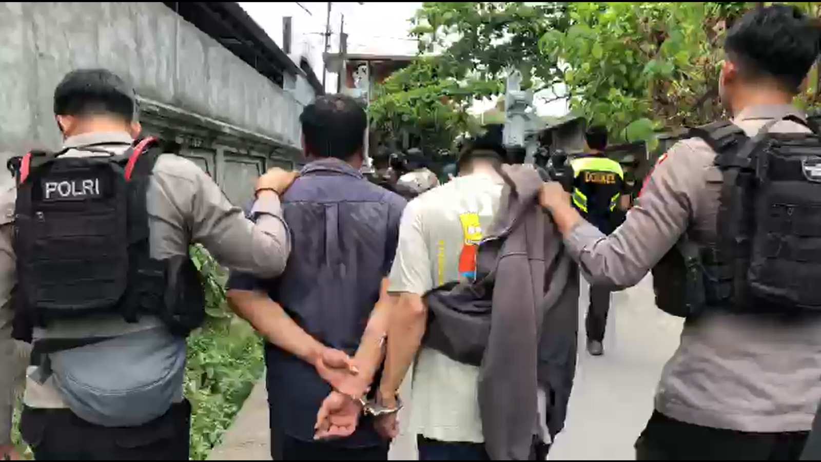 Polisi Gerebek Sarang Narkoba di Mataram, 4 Orang Positif Sabu